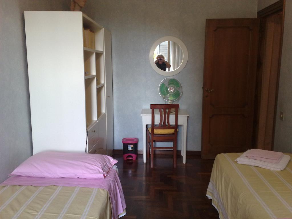 Amici Di Roma Apartamento Exterior foto